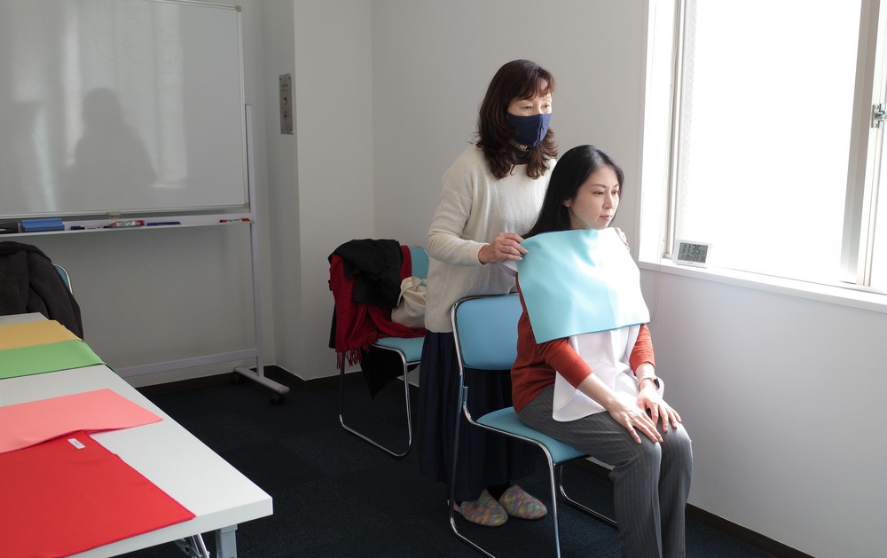 自分に似合う"色"を知るパーソナルカラー診断