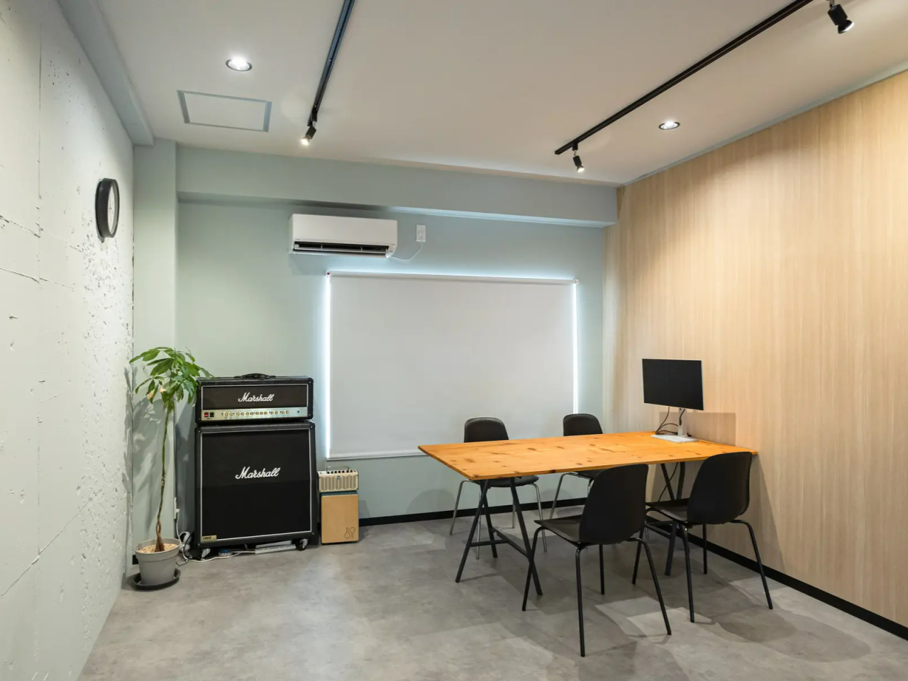 イズサンマルニ